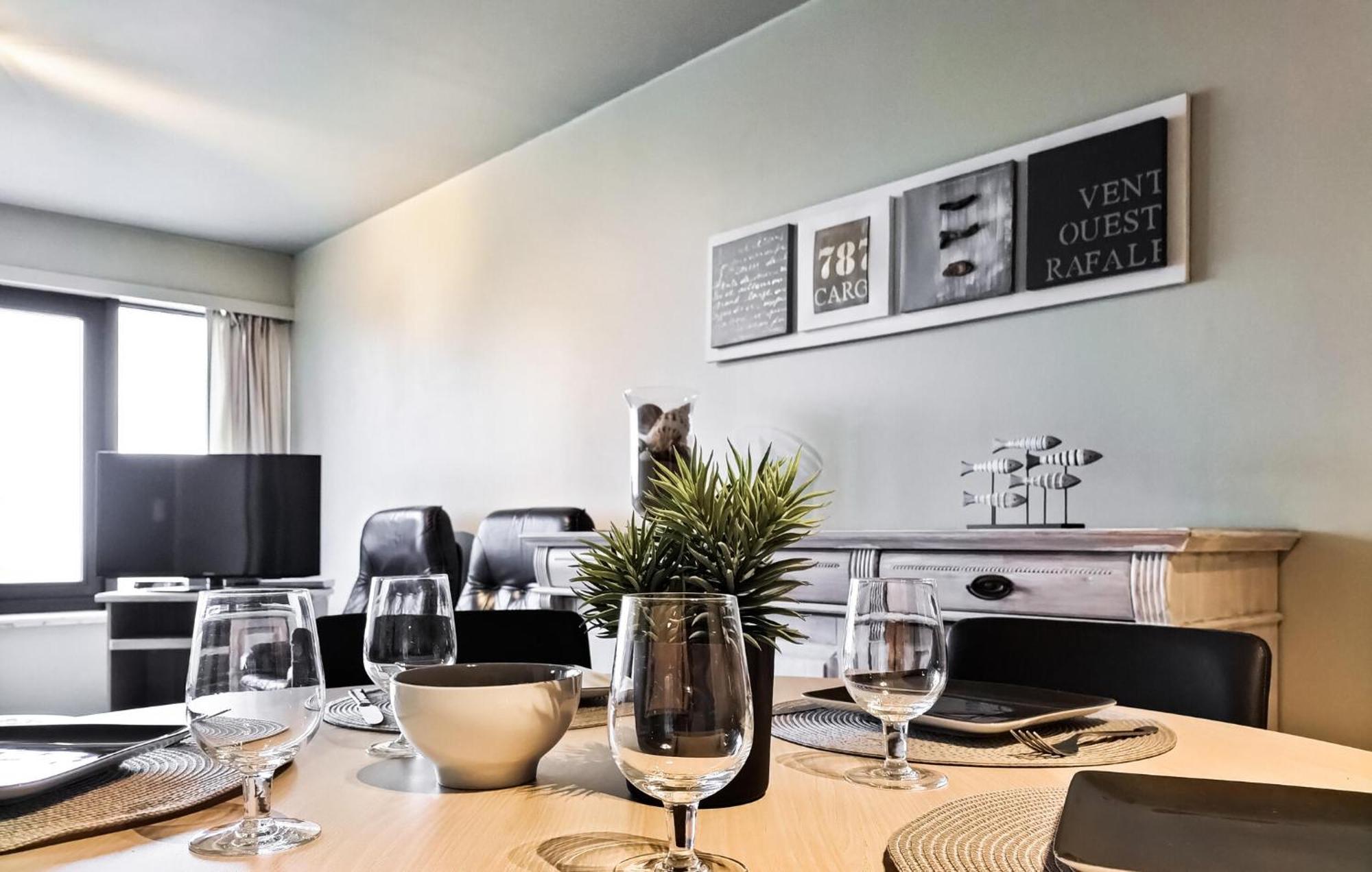 Beautiful Apartment In Oostende With Wifi Εξωτερικό φωτογραφία